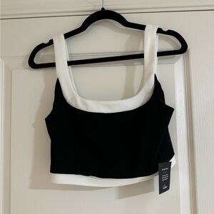Lulu’s sleeveless crop top-NWT